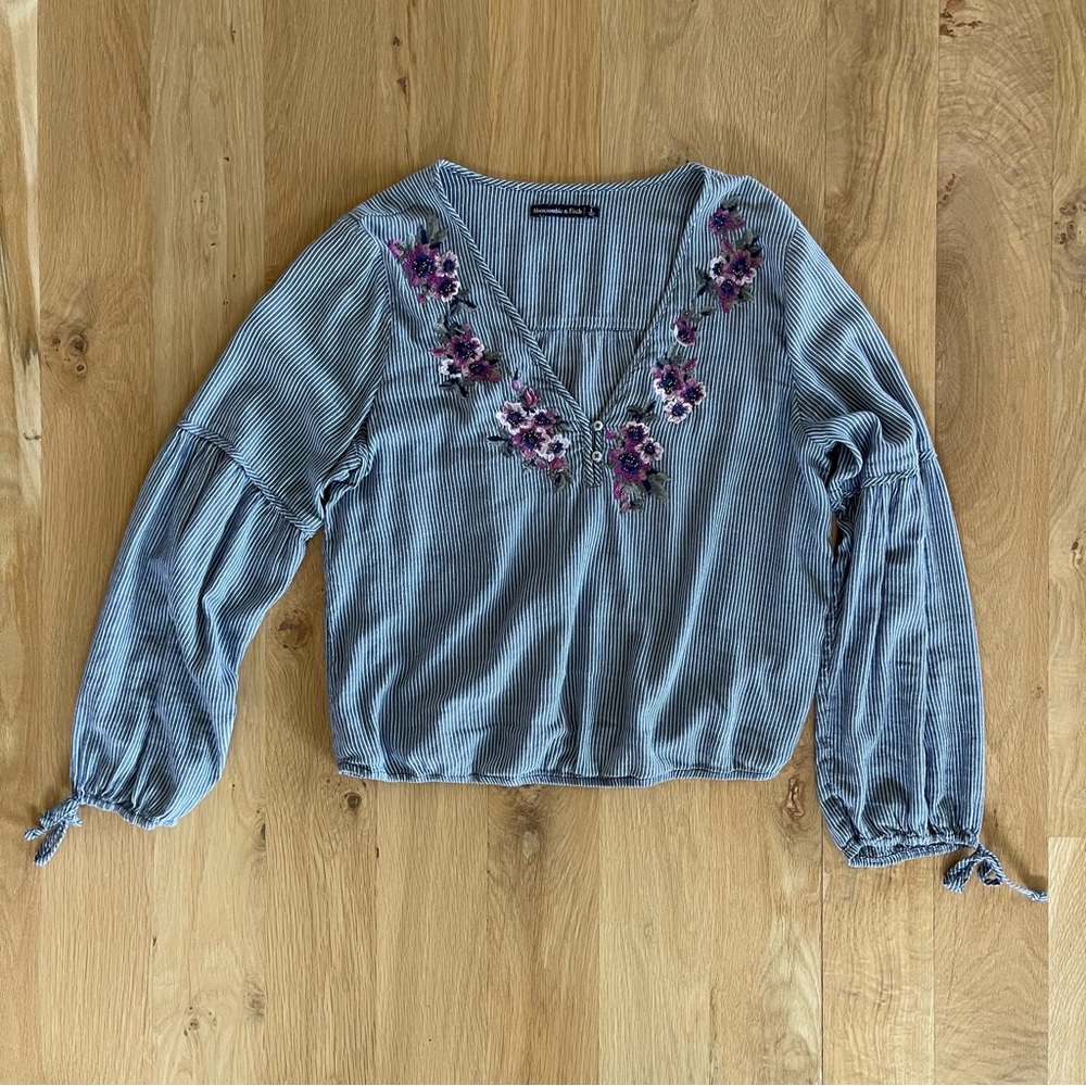 ABERCROMBIE & FITCH gorgeous blouse